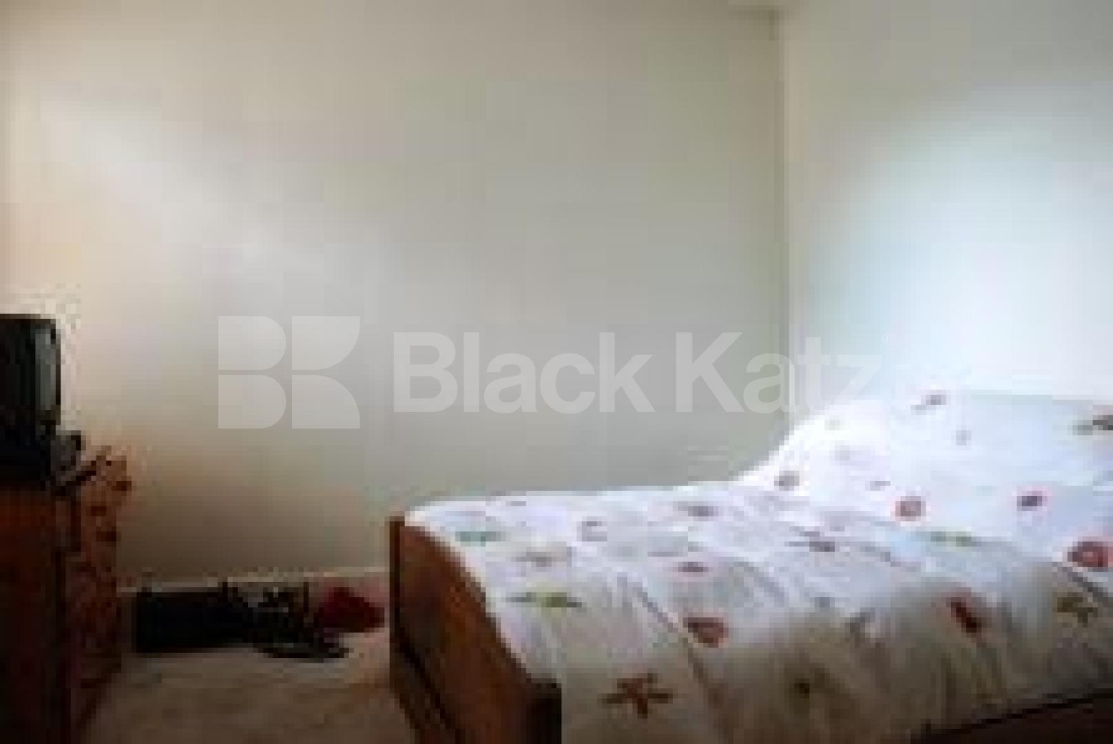 			NEW INSTRUCTION!, 4 Bedroom, 1 bath, 1 reception Maisonette			 Maryland Road, WOOD GREEN